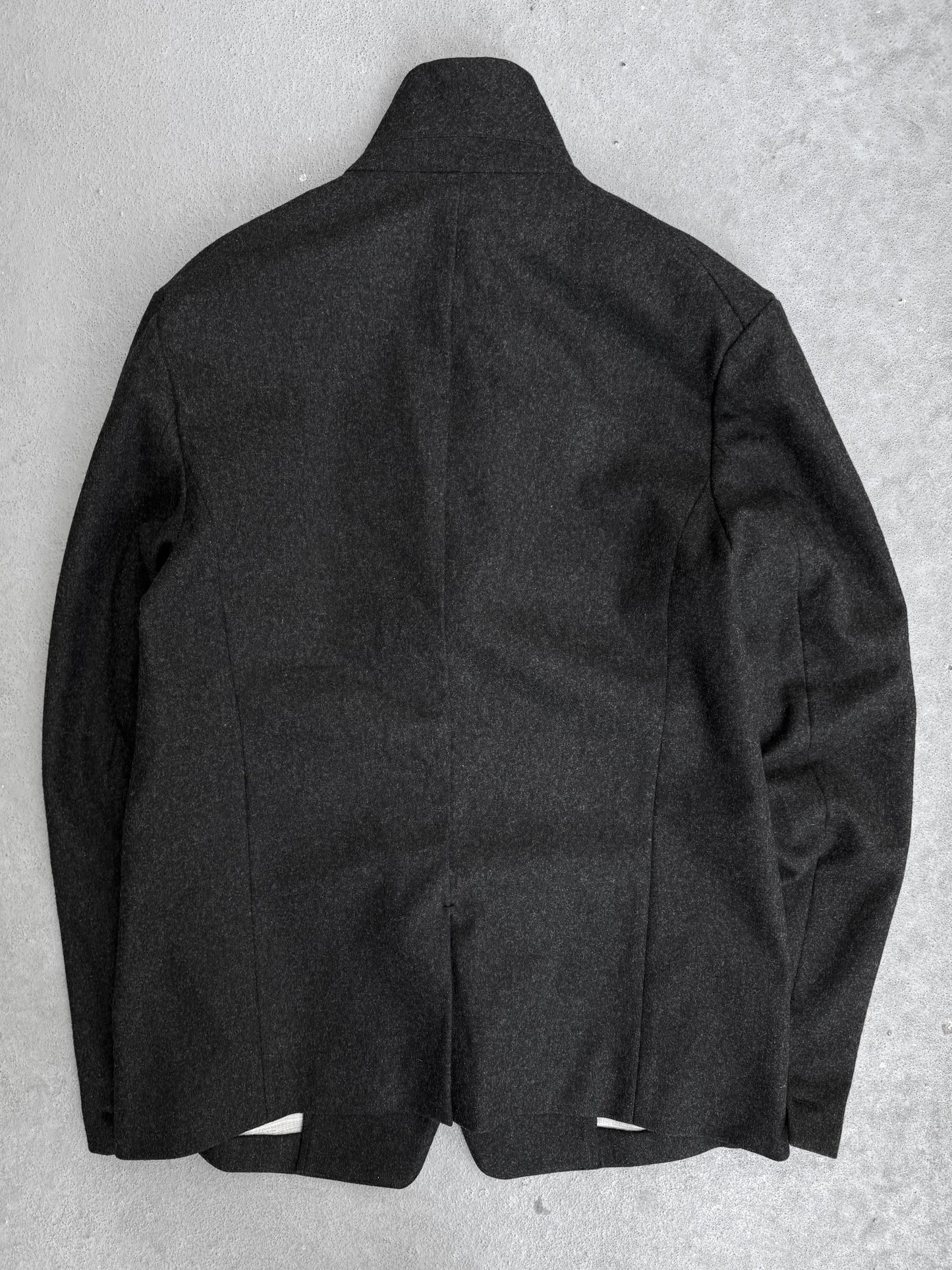 Individual Sentiments 'JK59-LW3' Three-button Notch Lapel Blazer