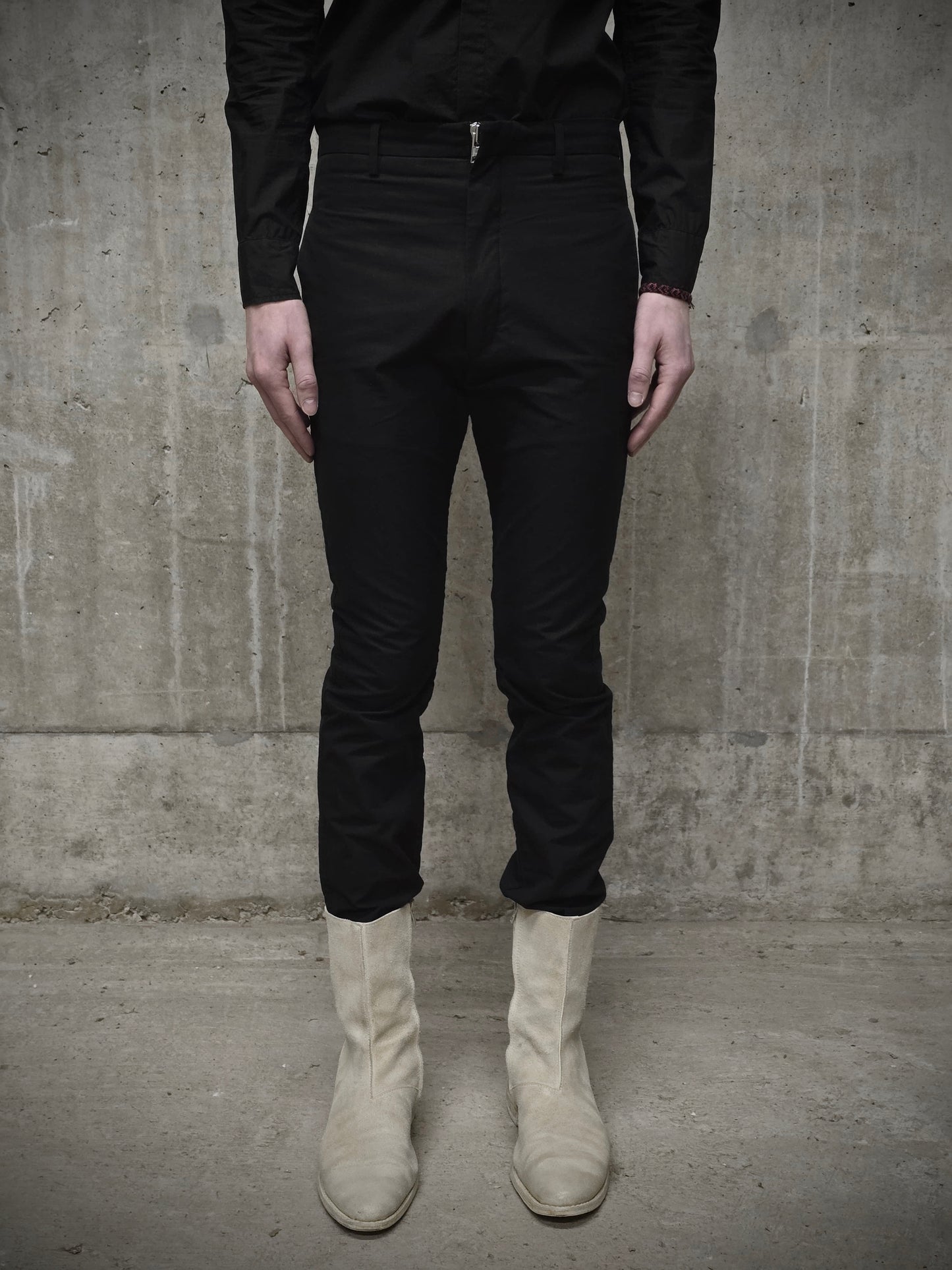 DEEPTI Collection °015 ‘P-035 SUB-99’ Open Zipfly Classic Trousers detail | DRIEW GARMENTS