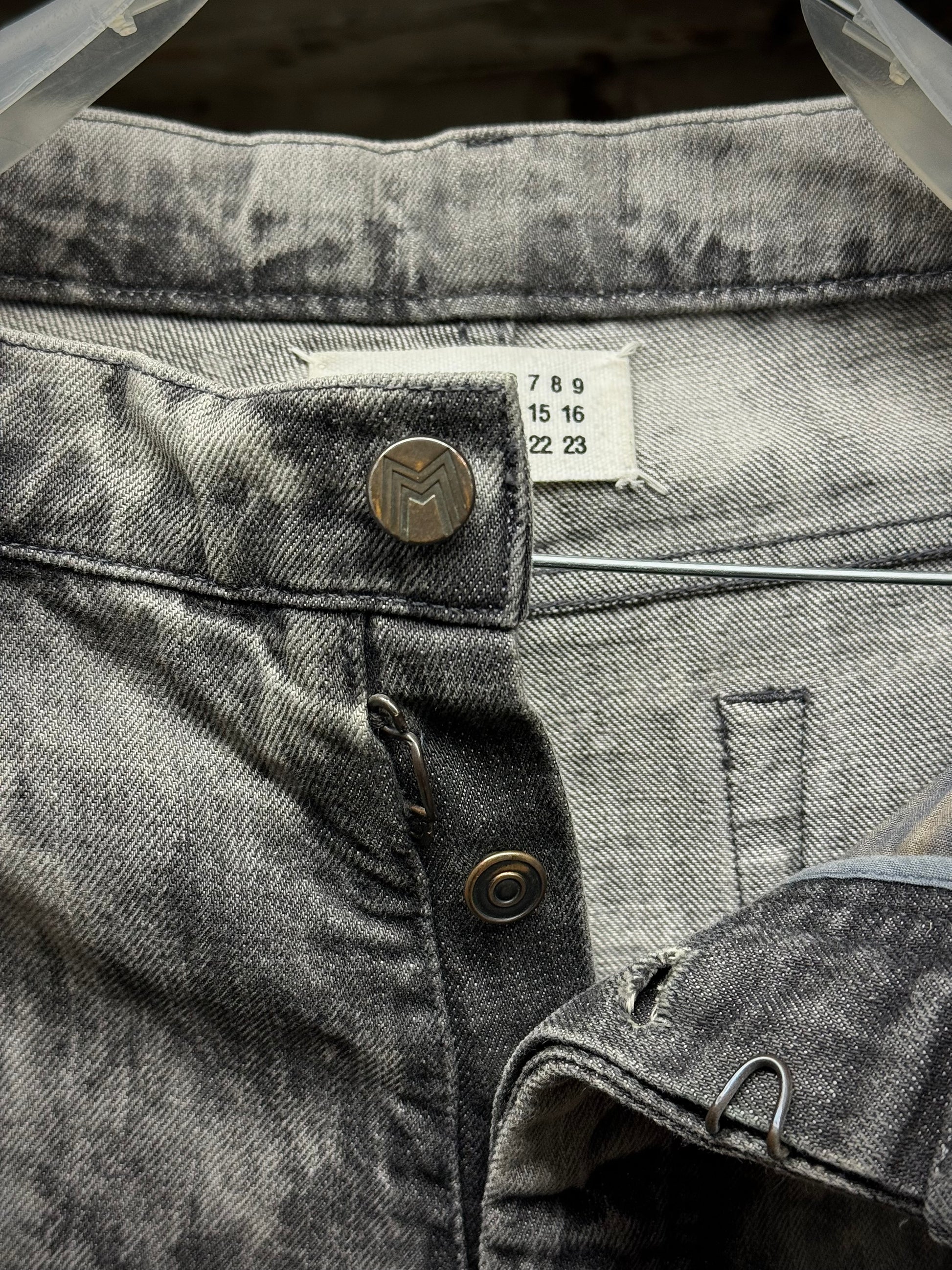 Maison Martin Margiela AW10 Grey Acid Wash Skinny Denim detail | DRIEW GARMENTS