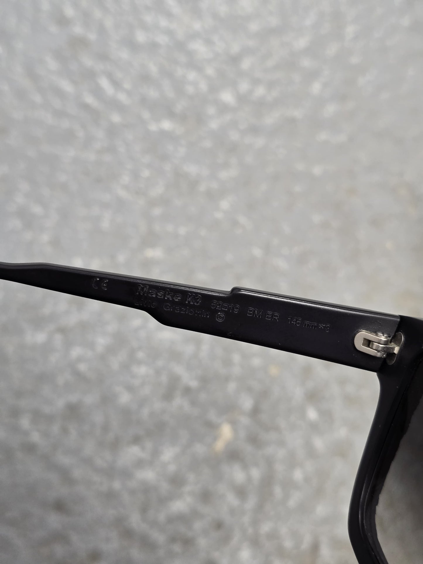 KUBORAUM Maske K3 Black Acetate Gradient Grey Sunglasses