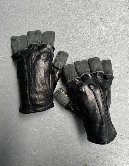 Carol Christian Poell 'AM/2457 ROOMS-PTC/010' Disparate Leather Gloves