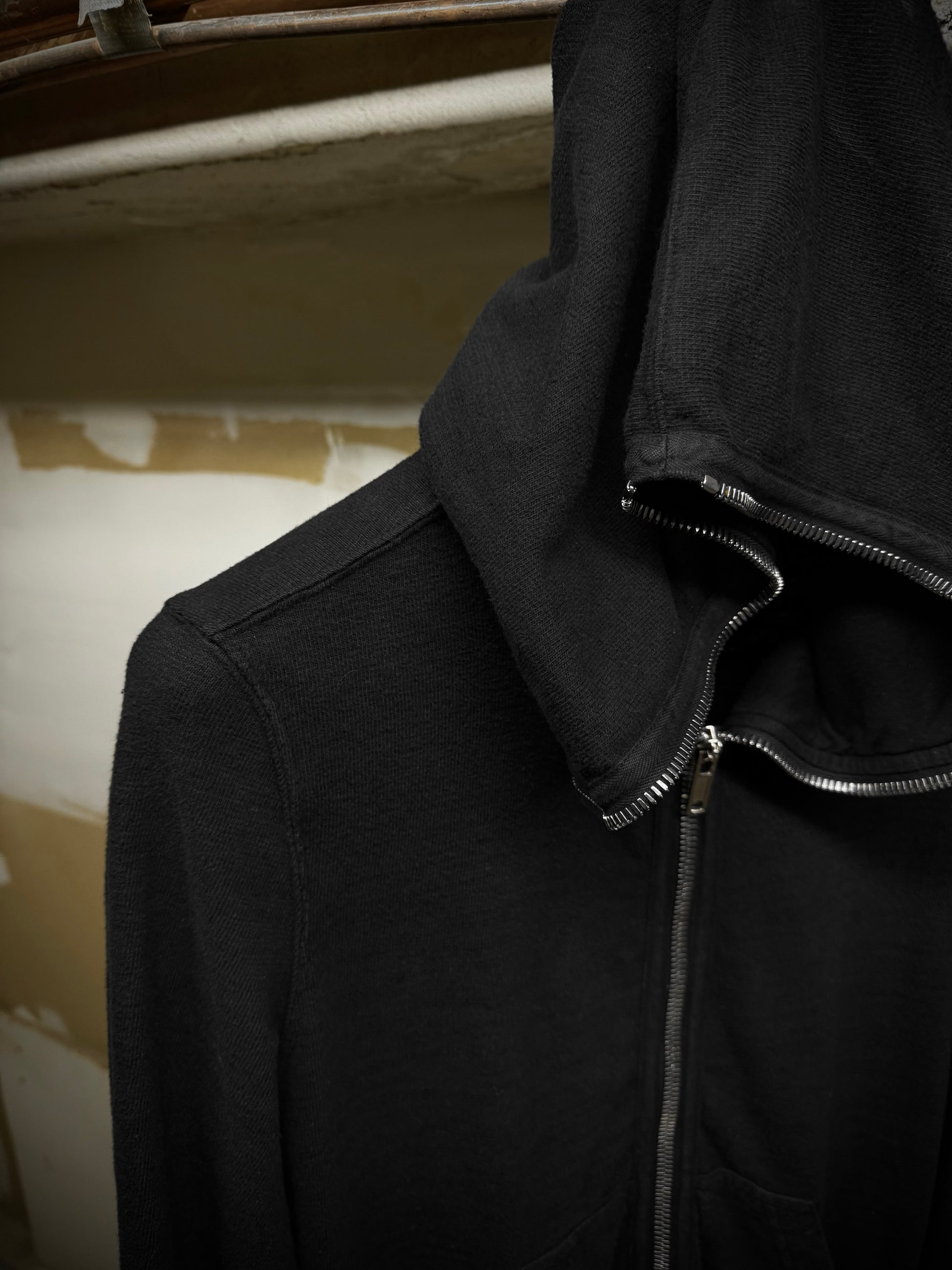 Rick Owens DRKSHDW AW16 "MASTODON" Black Cotton Gimp Hoodie detail | DRIEW GARMENTS