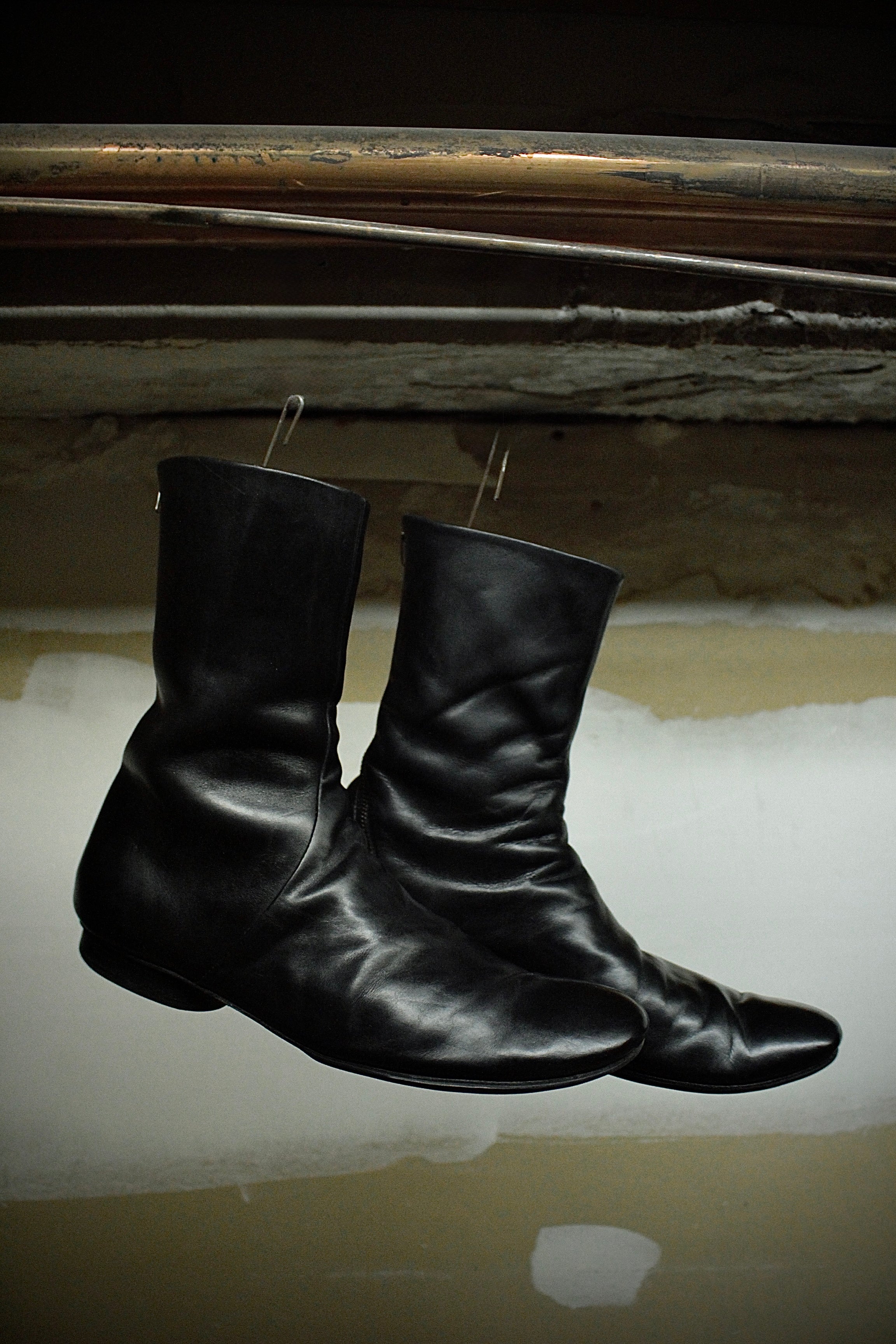 靴 avantindietro by maurizio altieri boots Maurizio Altieri 2009 Spiral Zip Leather Boots Size 42 – DRIEW