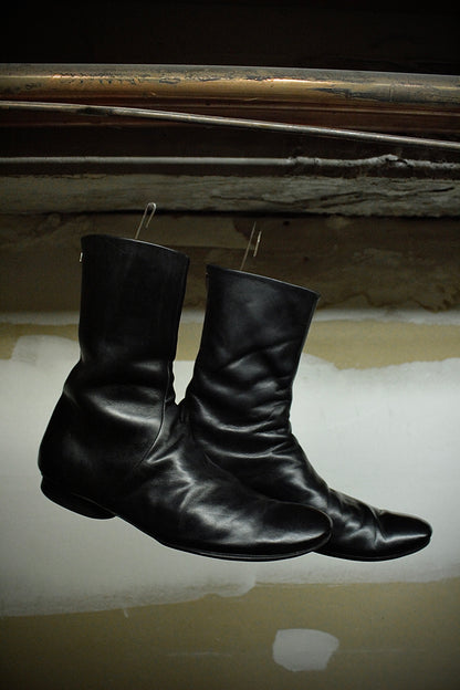 Maurizio Altieri Avantindietro 2009 Spiral Zip Cow Leather Boots detail | DRIEW GARMENTS