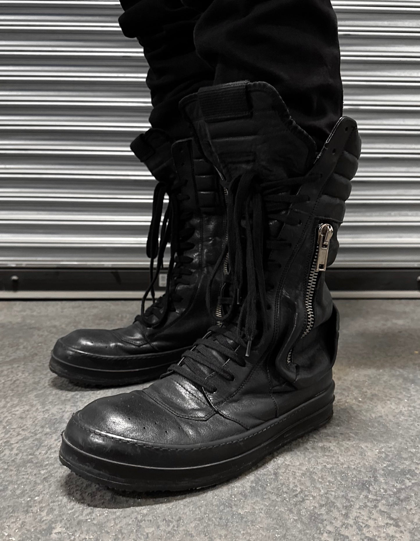 Rick Owens AW12 “MOUNTAIN” All-black Calfskin Leather Cargobasket Sneakers
