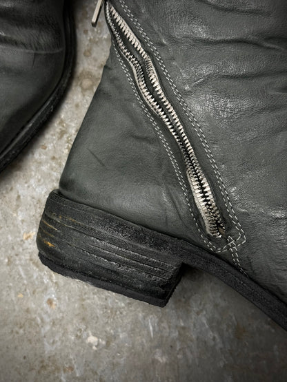 Carol Christian Poell ‘AM/2687P ROOMS-PTC/19’ Kangaroo Leather Titanium Prosthetic Tornado Zip Boots detail | DRIEW GARMENTS