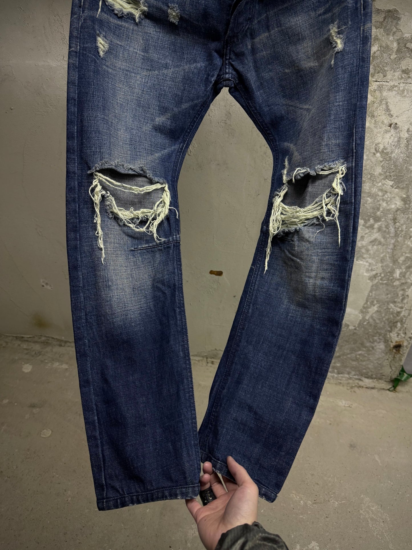 PIERRE BALMAIN SS12 Distressed Blue Skinny Denim