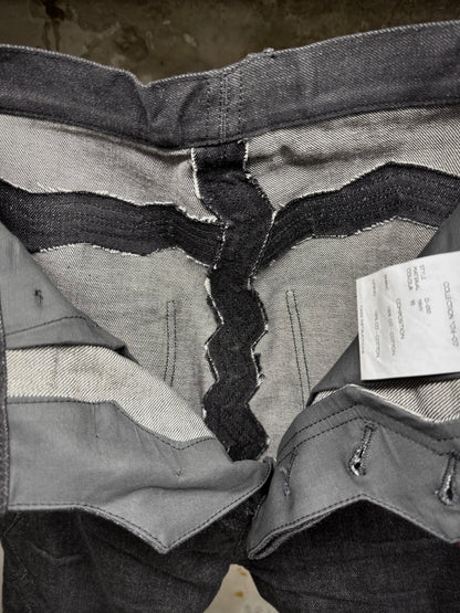 DEEPTI Collection °016-017 ‘D-050 YAW-95’ Closed Crash Seam Low Cut Denim
