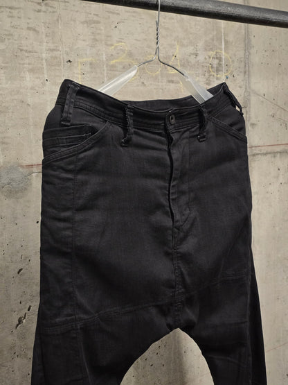 Julius_7 SS18 "APCLPS;” Drop-crotch J-Cut Coated Skinny Denim