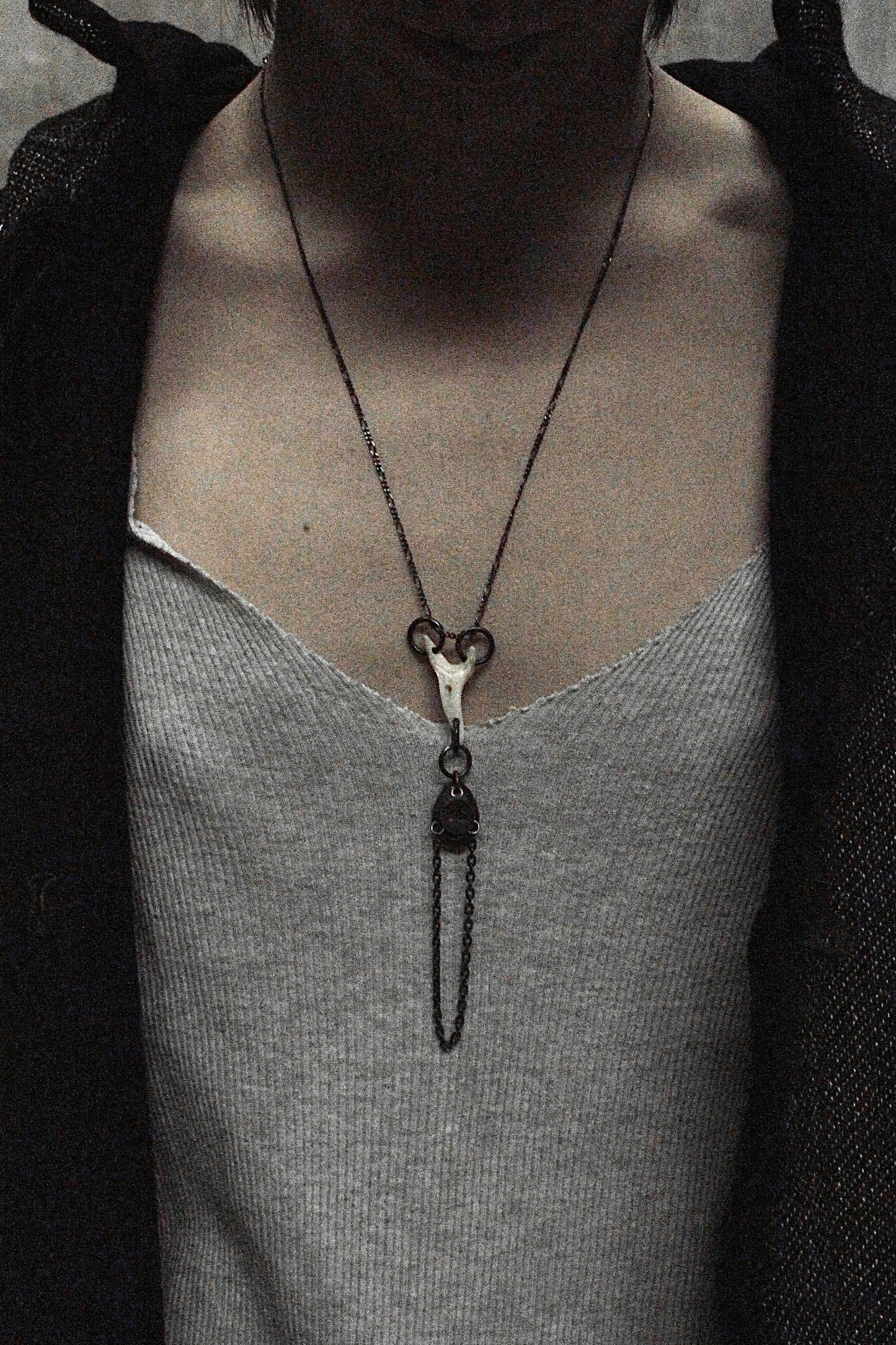 gunda Early 00s Shark Tooth .925 Silver Chain Necklace detail | DRIEW GARMENTS