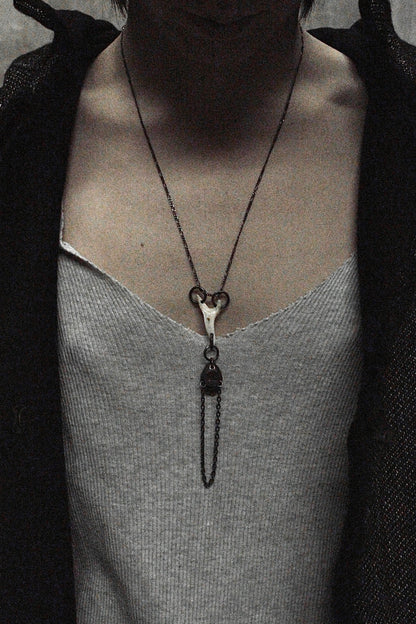 gunda Early 00s Shark Tooth .925 Silver Chain Necklace detail | DRIEW GARMENTS