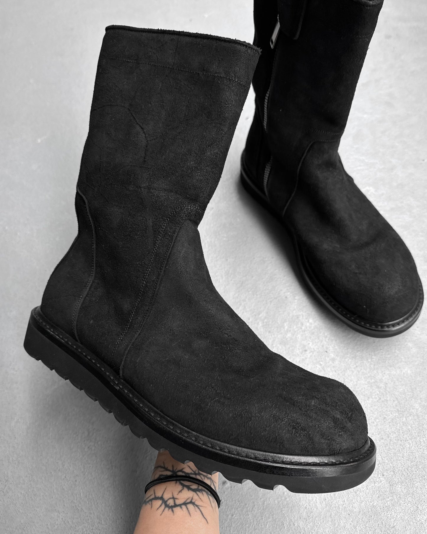 Rick Owens AW10 “GLEAM” Blistered Leather Shearling Creeper Boots
