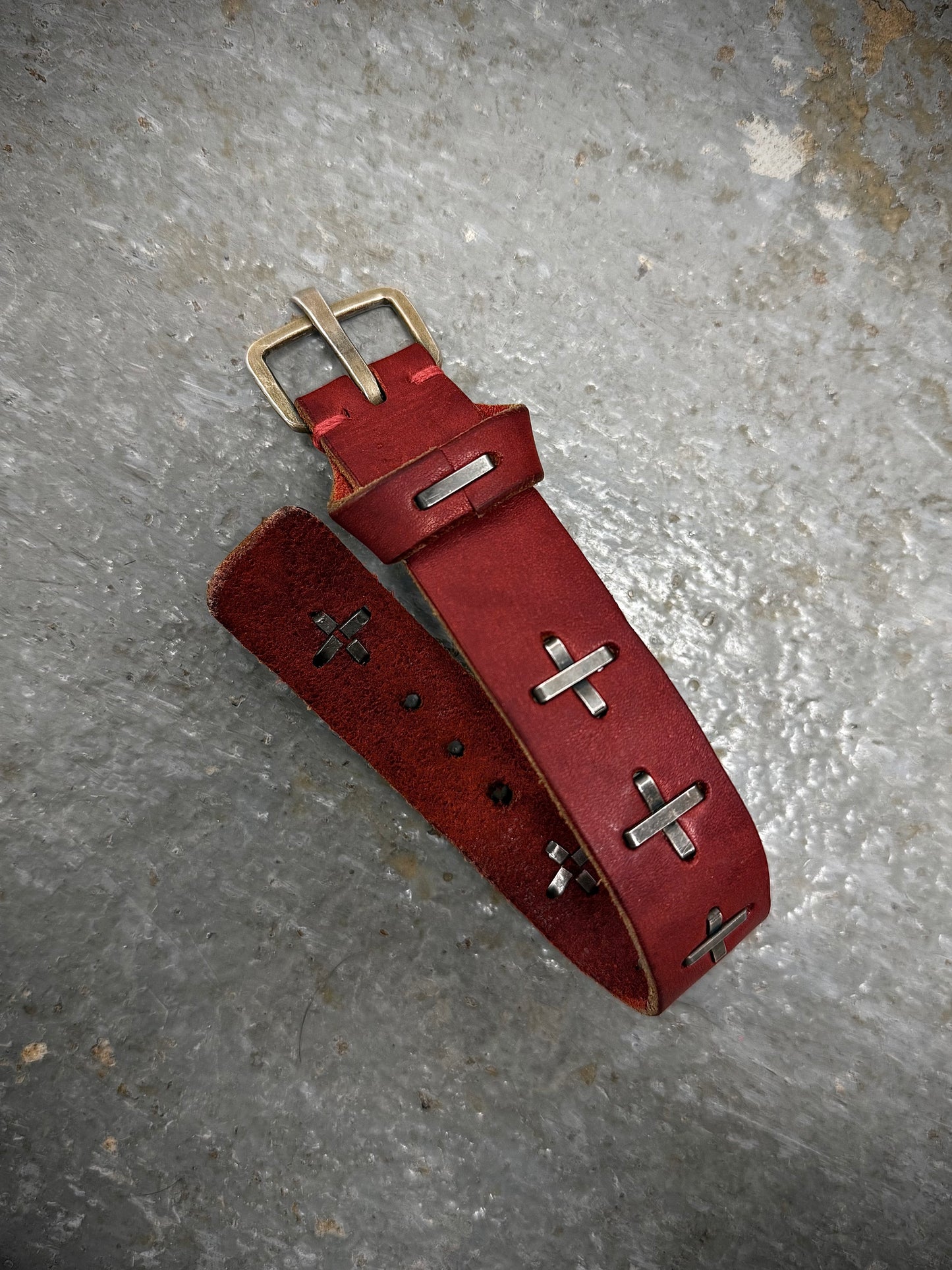 m.a+ by Maurizio Amadei 'AB14' GR 3.0 .925 Silver Cross Red Cow Leather Wide Wristband detail | DRIEW GARMENTS