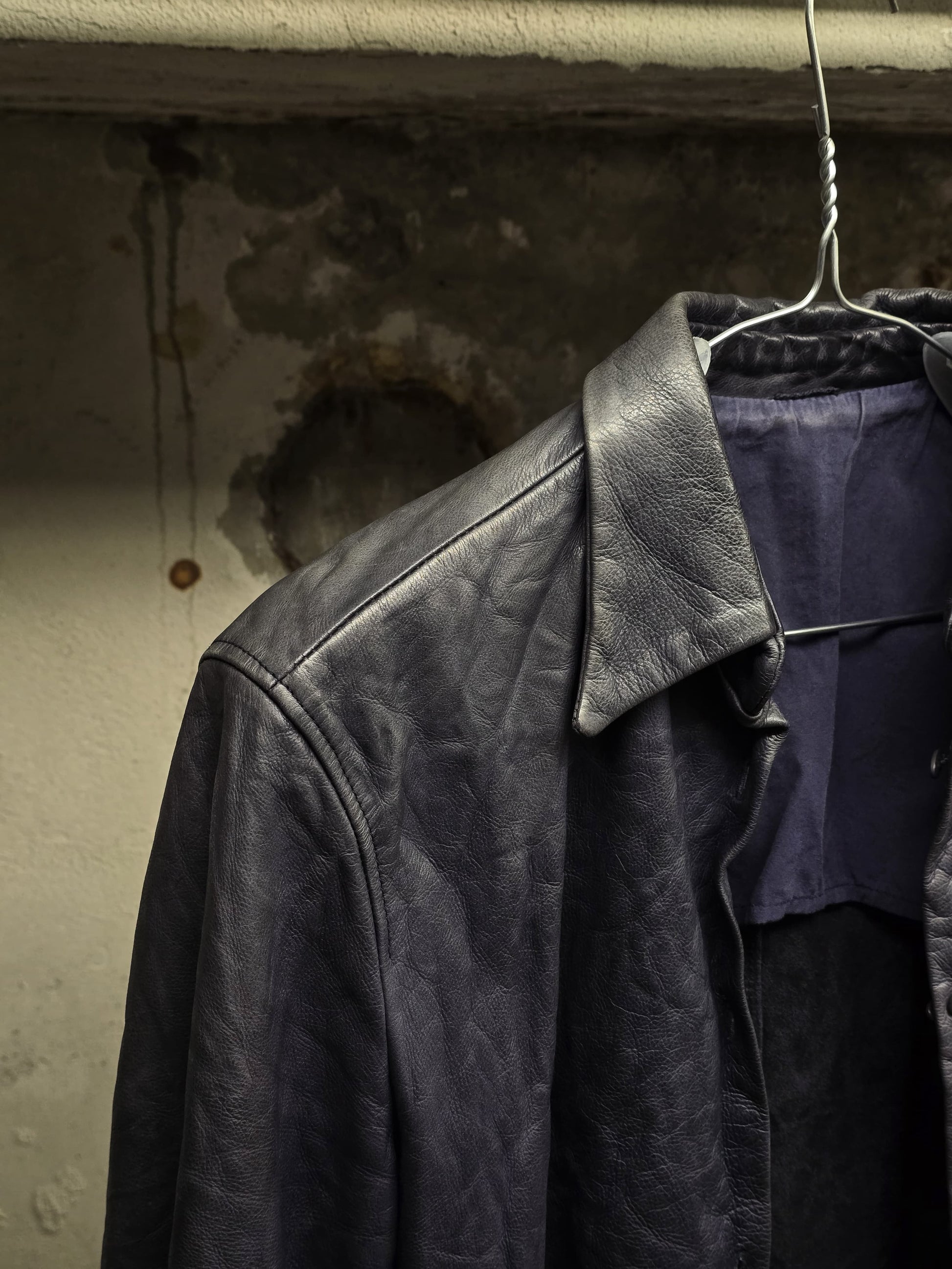Carpe Diem 00s Object-dyed Indigo Washable Cowhide Leather Shirt detail | DRIEW GARMENTS