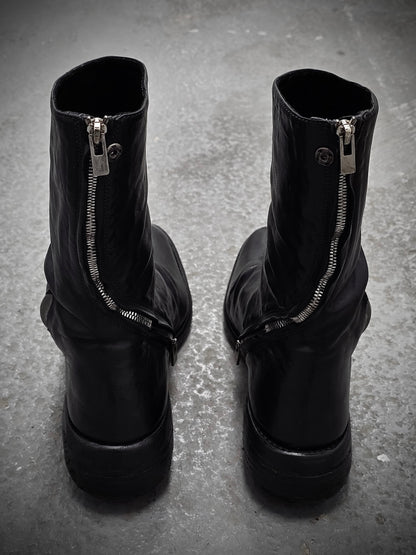 Carol Christian Poell 'AM/2687P CORS-PTC/010' Horse Leather Titanium Prosthetic Tornado Zip Boots detail | DRIEW GARMENTS