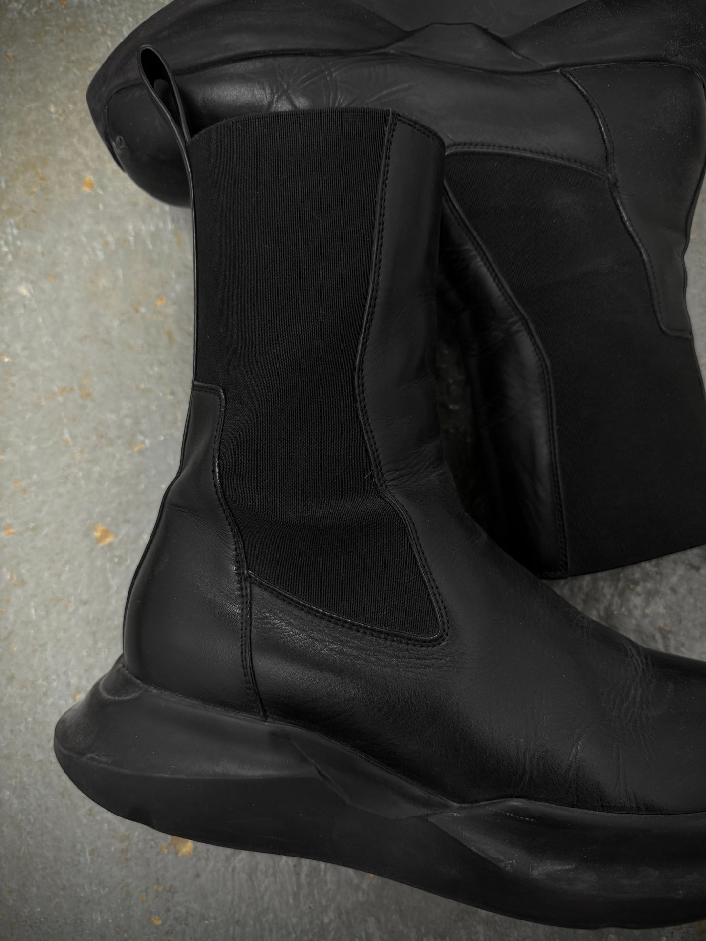 Rick Owens SS23 "EDFU" Geth Beatle Chelsea Leather Boots detail | DRIEW GARMENTS