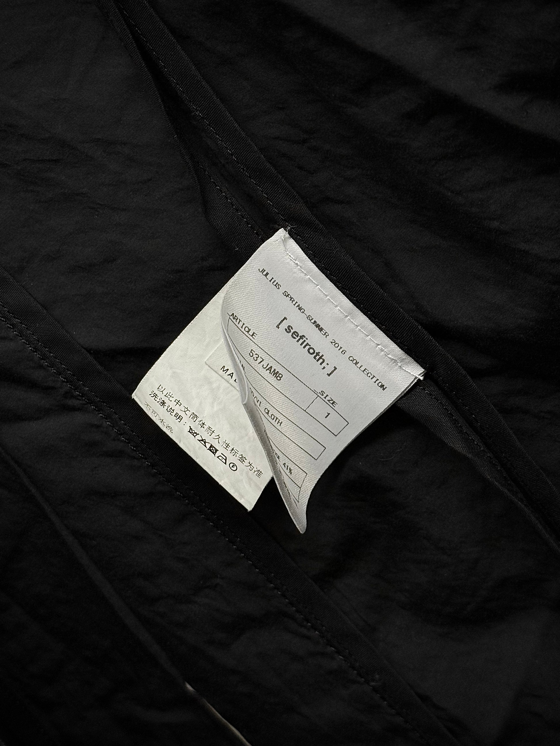 JULIUS _7 SS16 "sefiroth;" Washed Black Anatomical Longline Overshirt detail | DRIEW GARMENTS