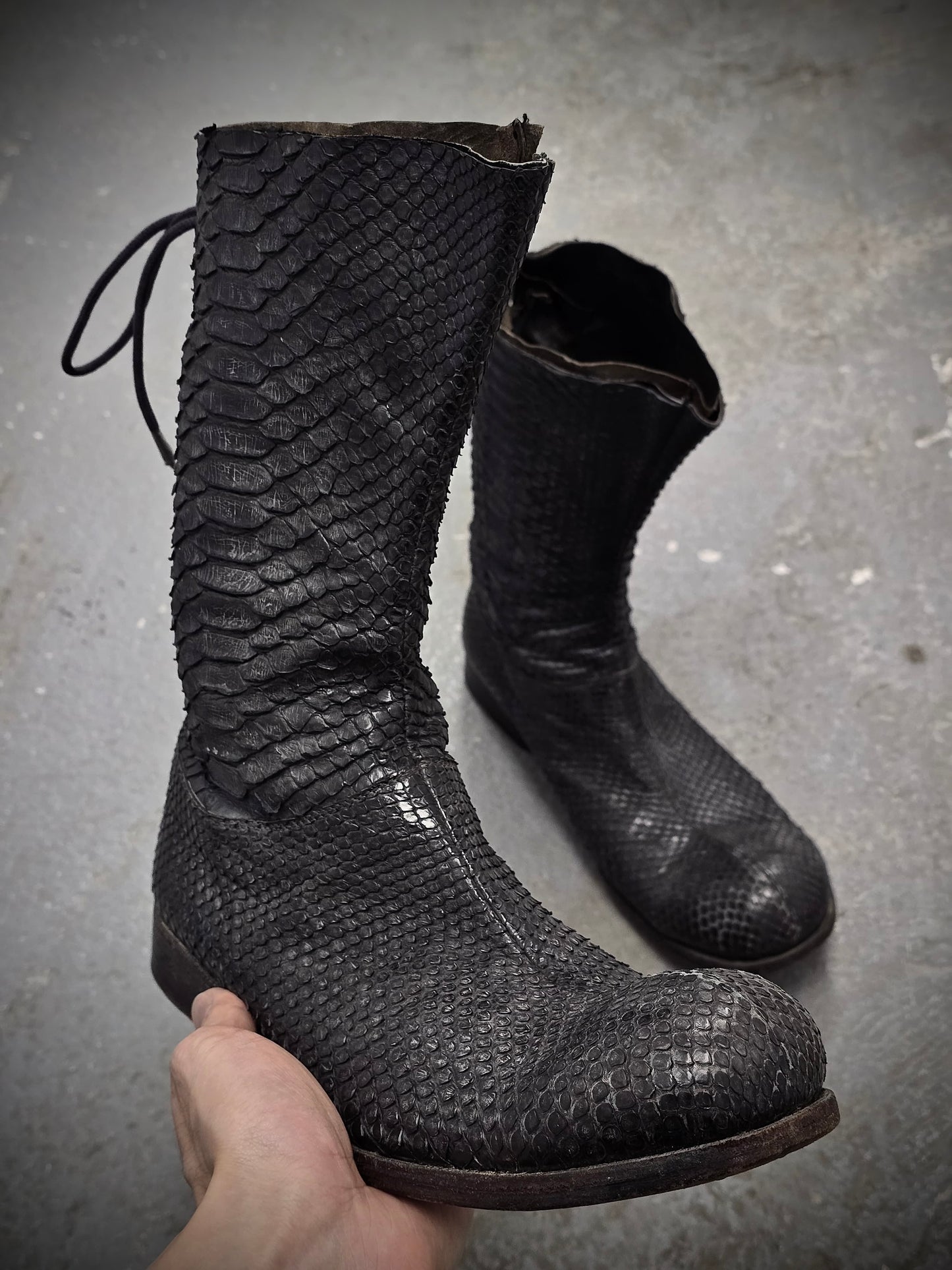 Carpe Diem Early 00s Charcoal Grey Python Skin Back-Lace Boots