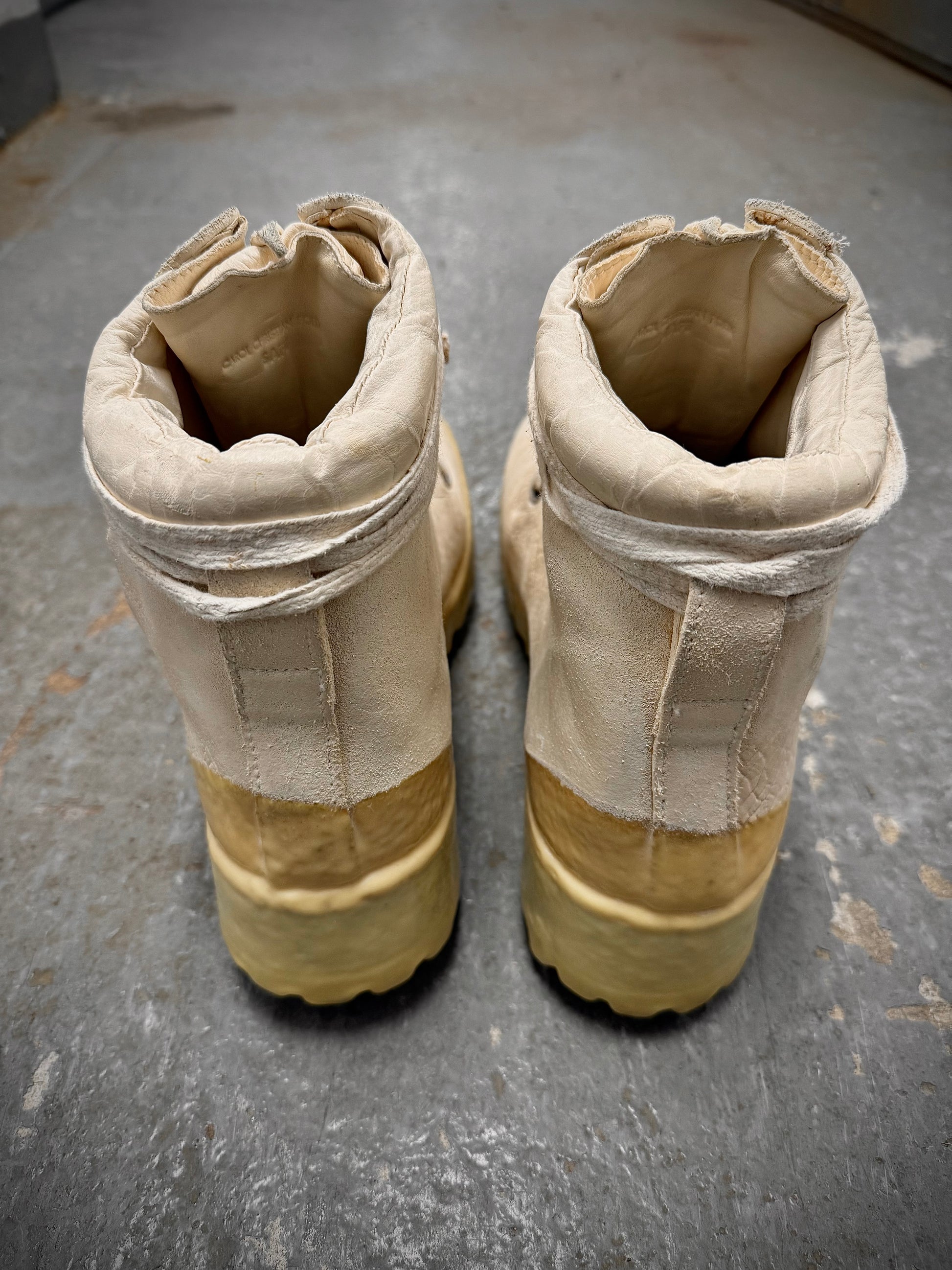 Carol Christian Poell 'AM/2684 CUBS-PTC/01' Object Dyed One-Piece Prosthetic Ankle Rubber Drip Work B detail | DRIEW GARMENTS