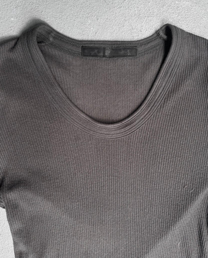 Julius_7 SS10 “neurbanvolker;” Shredded Hem T-shirt