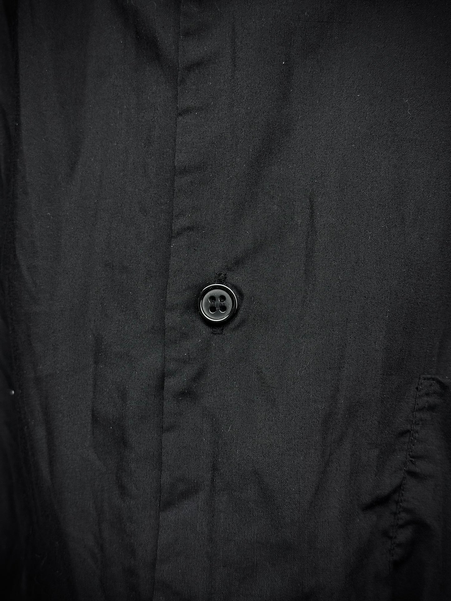 COMME des GARÇONS BLACK COMME des GARÇONS SS19 Distressed Side Cut-Out Shirt detail | DRIEW GARMENTS