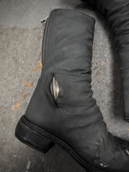 Carol Christian Poell ‘AM/2687P ROOMS-PTC/19’ Kangaroo Leather Titanium Prosthetic Tornado Zip Boots detail | DRIEW GARMENTS