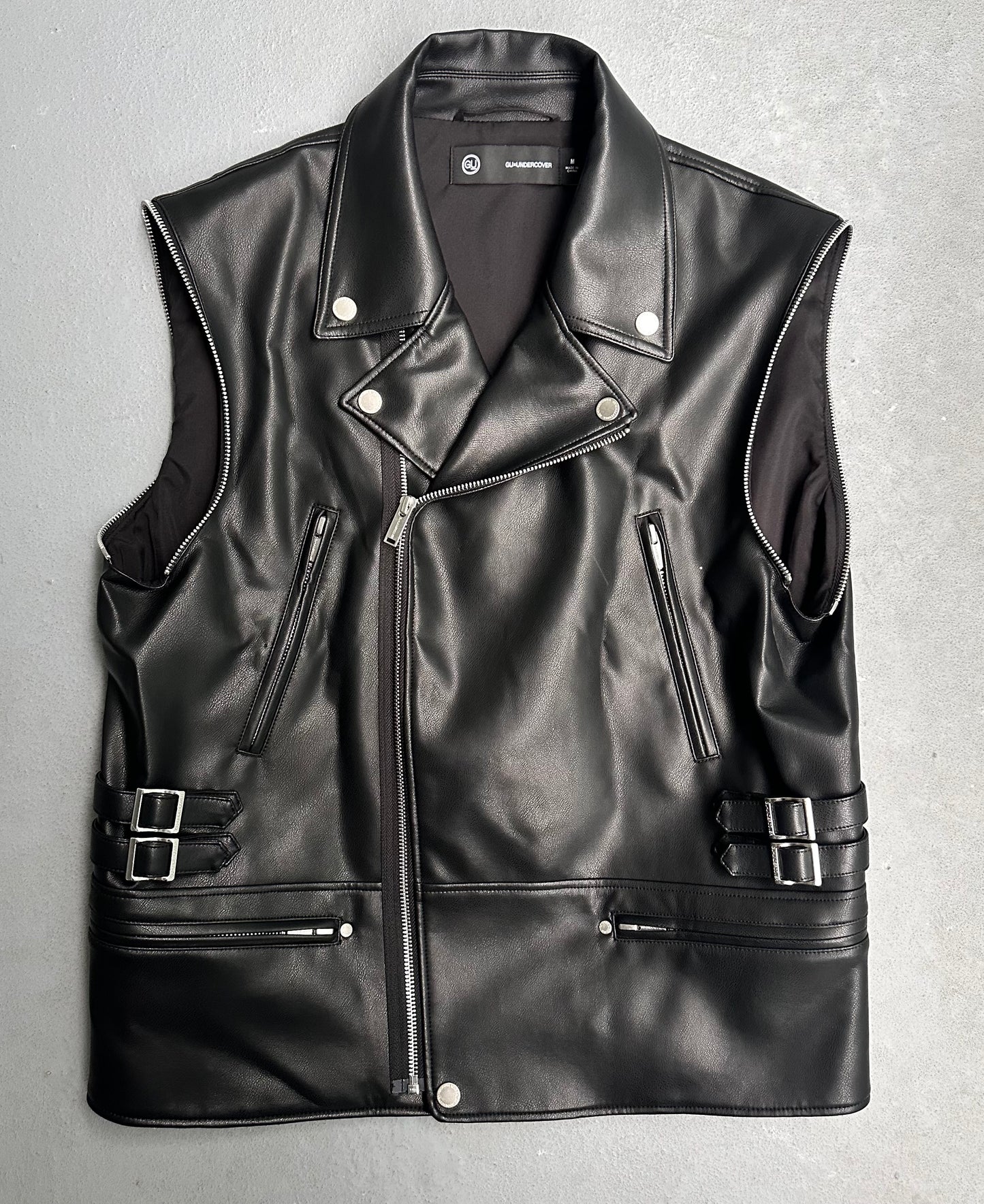 GU x UNDERCOVER AW21 Convertible Biker Leather Jacket