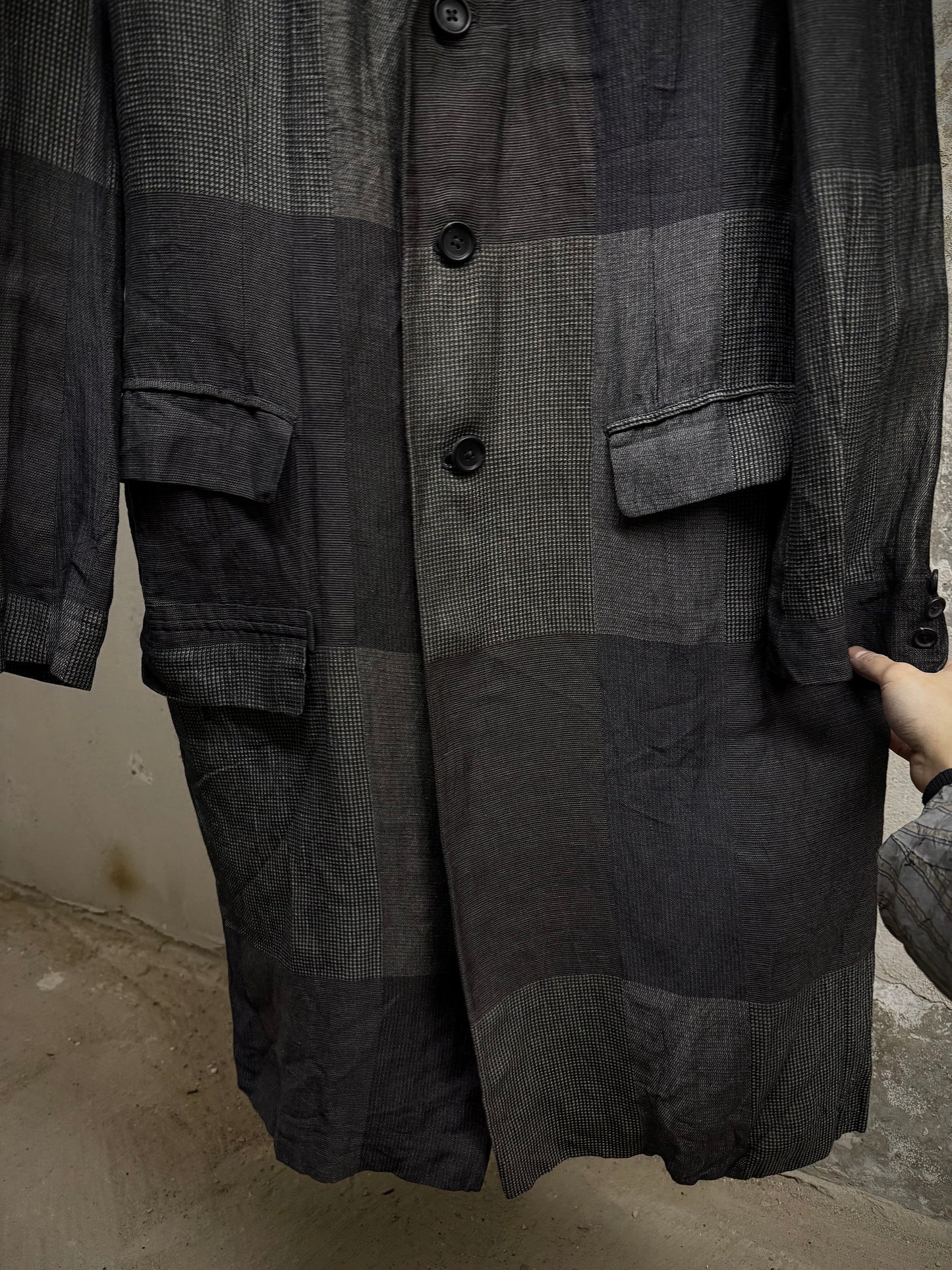 Yohji Yamamoto *SAMPLE* Yohji Yamamoto POUR HOMME BLACK Scandal SS20 Linen Ramie Doctor Coat detail | DRIEW GARMENTS