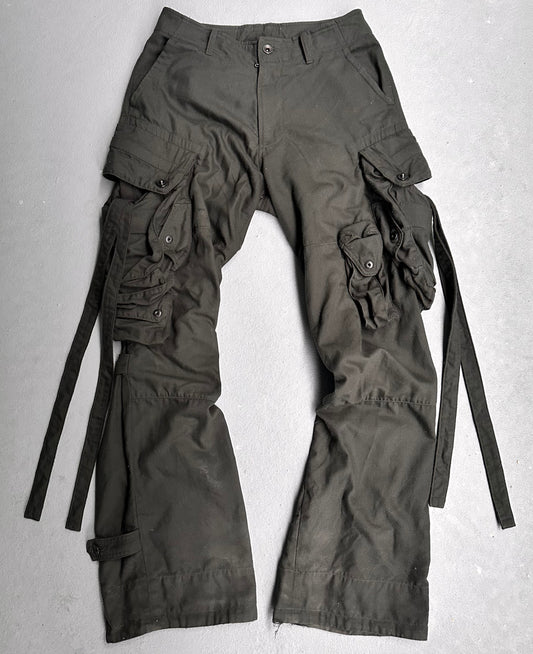 Julius_7 AW10-11 “goth_ik;”  Shapeshifting Bondage Gas Mask Cargo Pants