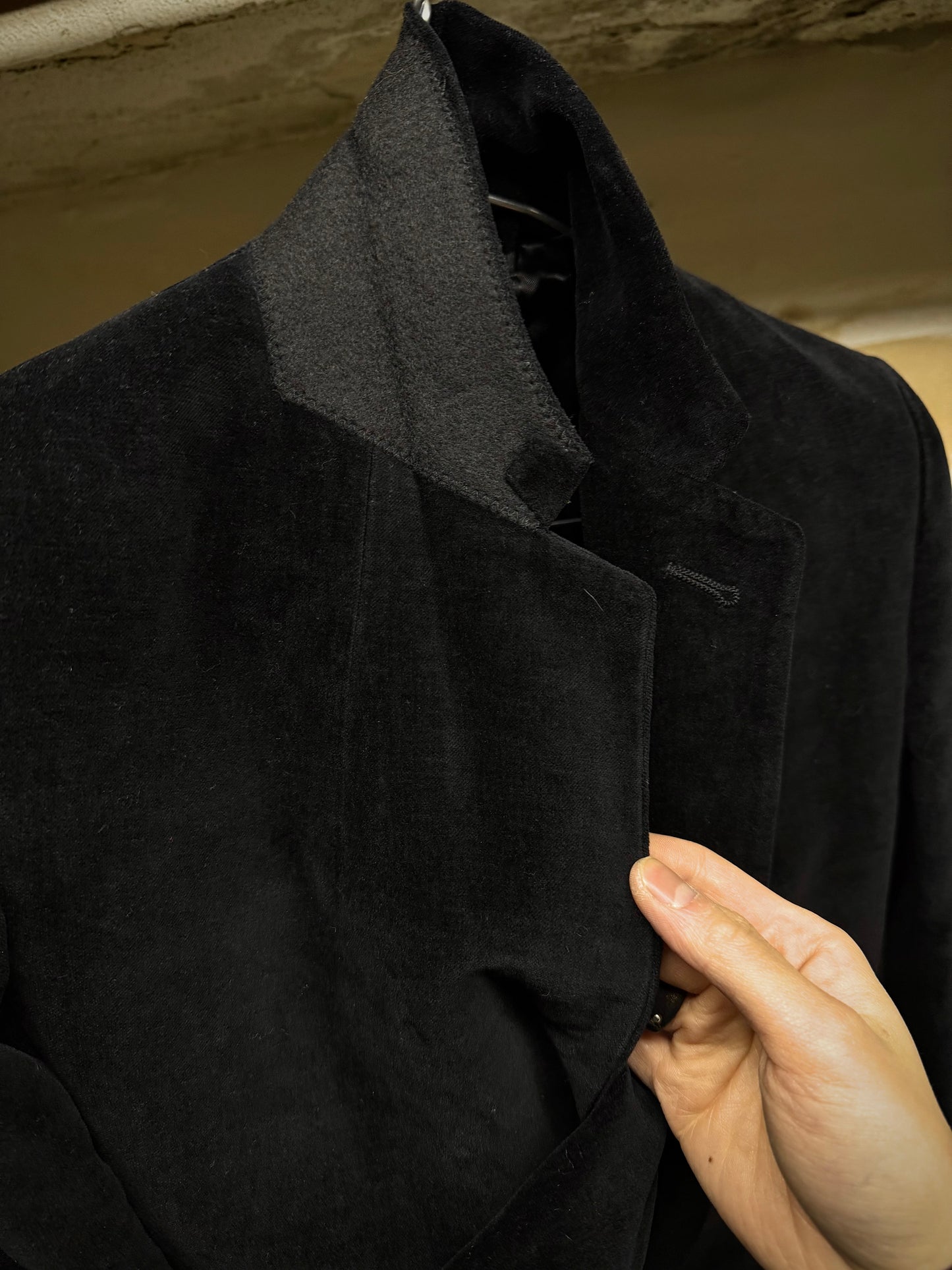 Rick Owens AW16 "MASTODON" Cotton Linen Single Button Velvet Blazer detail | DRIEW GARMENTS