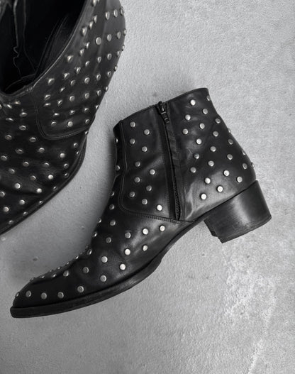 Saint Laurent Paris AW14 Studded Calfskin Leather Wyatt Chelsea Boots