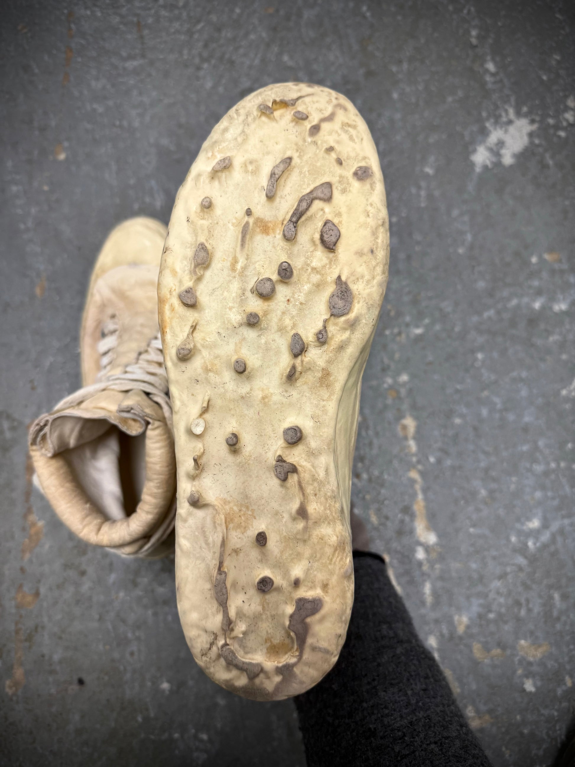 Carol Christian Poell ‘AM/2524 ROOMS-PTC/01’ Object-dyed Kangaroo Leather Drip Sneakers (39) detail | DRIEW GARMENTS