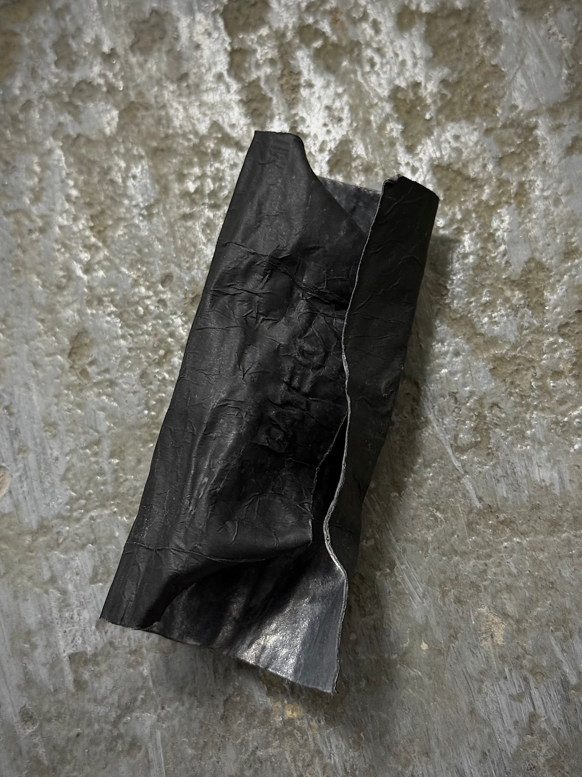 DETAJ Gold Haku Leather Ring detail | DRIEW GARMENTS
