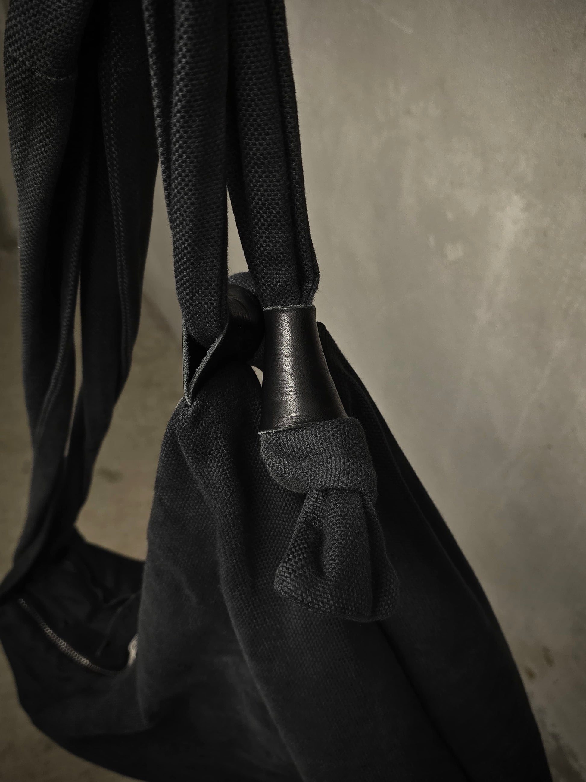 DAMIR DOMA SILENT by DAMIR DOMA 2010s Washed Black Cotton Canvas Zipper X-Back Pack detail | DRIEW GARMENTS