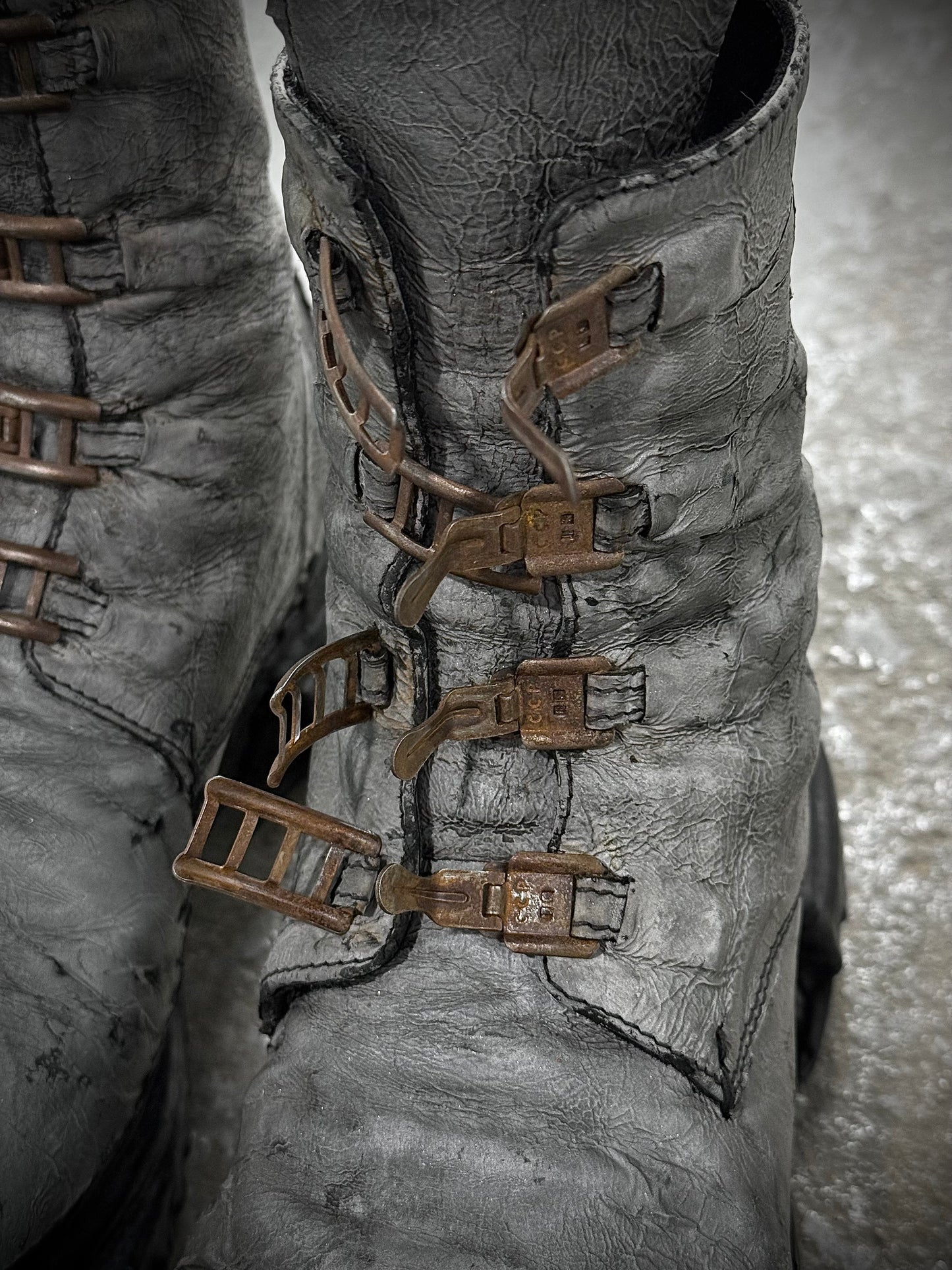 Carol Christian Poell ‘AM/2759P-IN XDERMA-PTC/010’ Reflective Kangaroo Leather Spur-Biter Prosthetic  detail | DRIEW GARMENTS