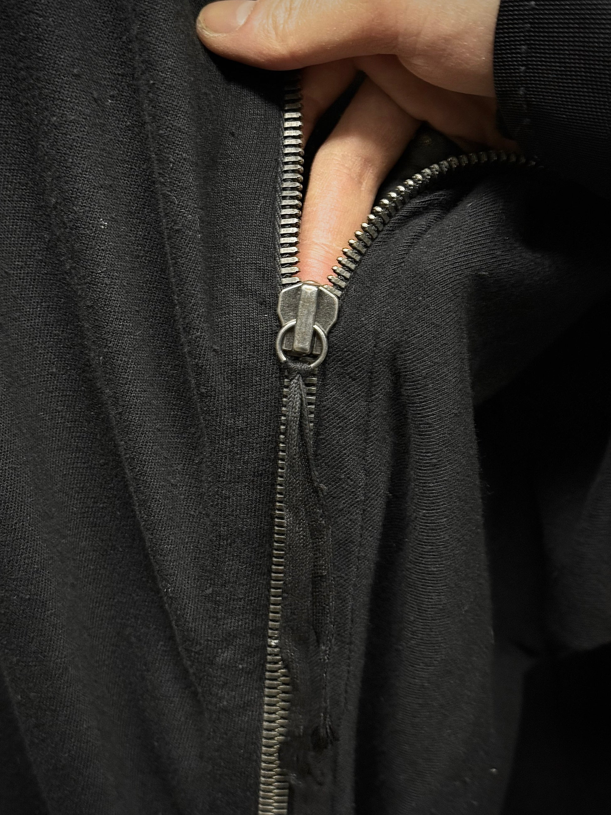 DAMIR DOMA SILENT by DAMIR DOMA 2010s 'TRAPPE' Asymmetric Drape Zip Up Hoodie detail | DRIEW GARMENTS