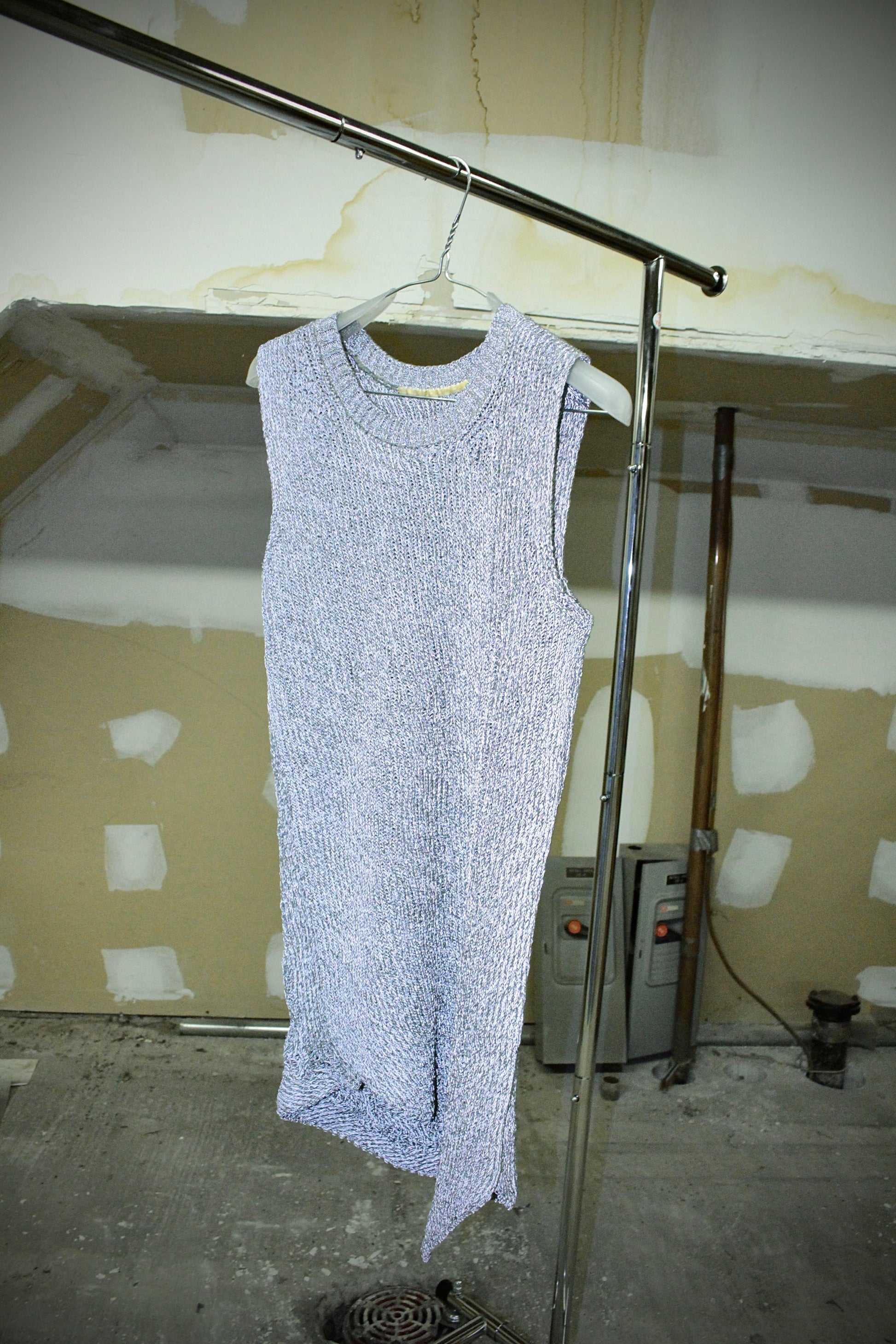 Carol Christian Poell 2010 ‘KM/2721-IN XΞNIT/3' XPOSED Reflective Sleeveless Knit Sweater detail | DRIEW GARMENTS