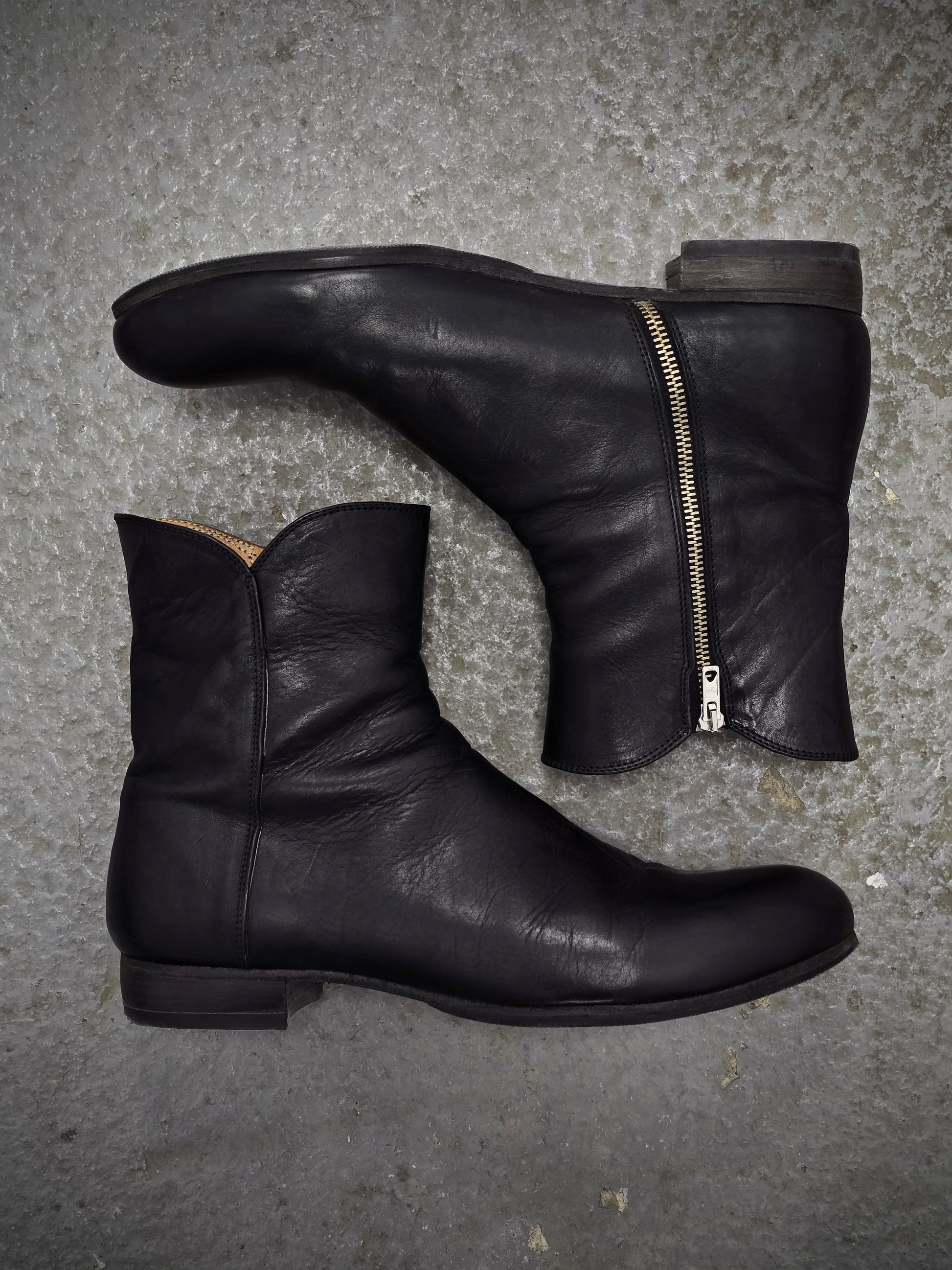 Reinhard Plank Side Zip Cow Leather Western Boots detail | DRIEW GARMENTS