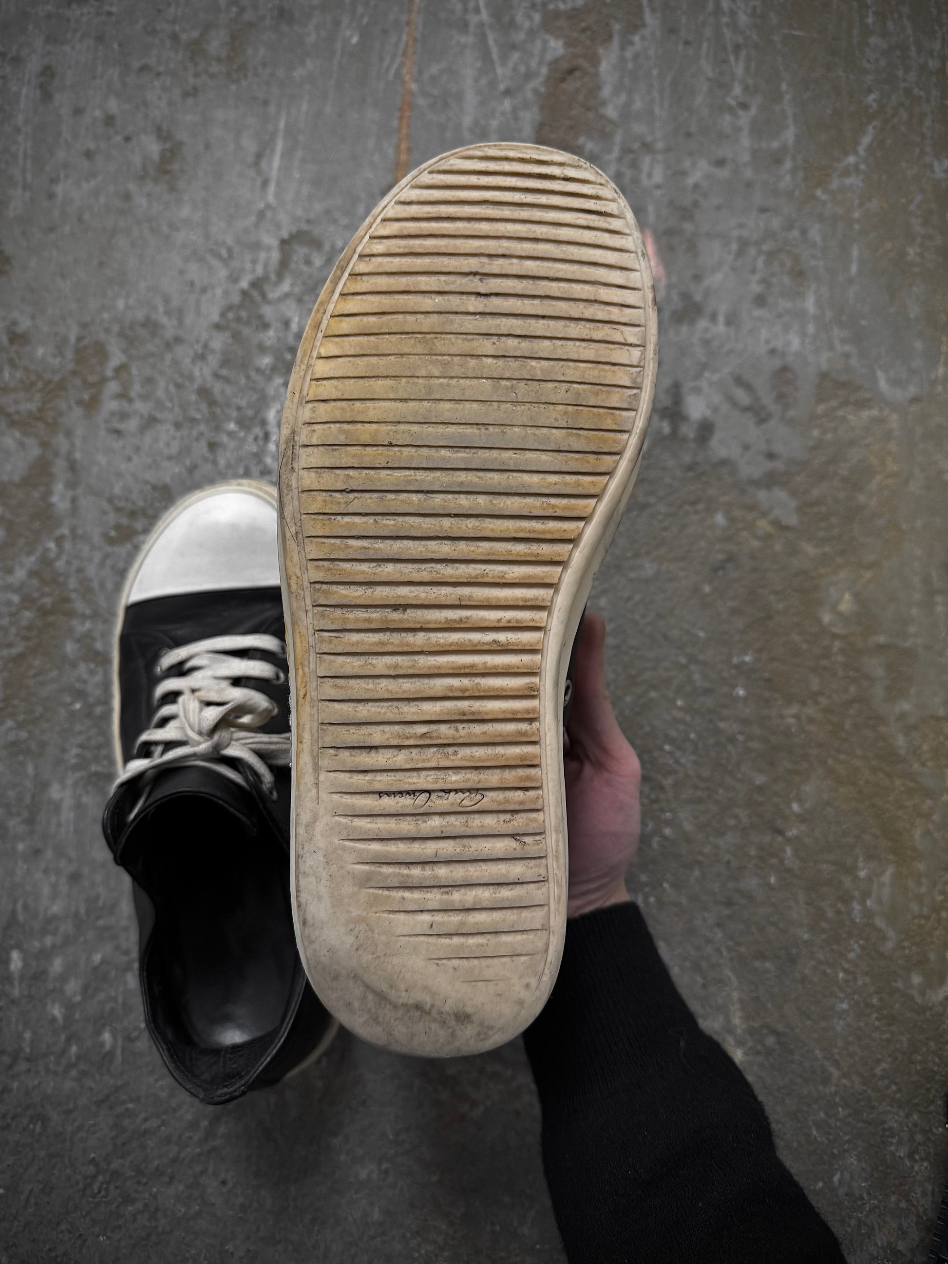 Other Rick Owens AW16 "MASTODON" Low-top Ramones Calf Leather Sneakers detail | DRIEW GARMENTS
