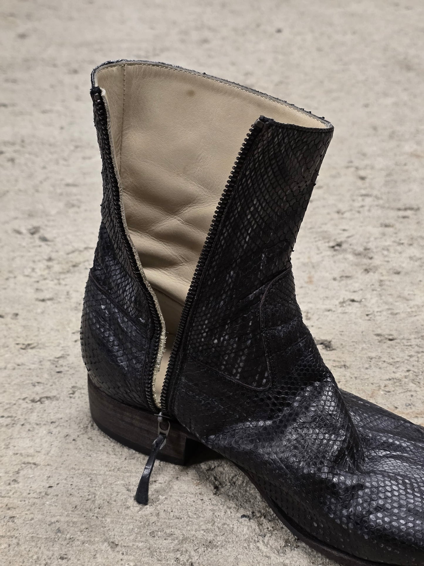 Carpe Diem Ealry 00s Striped Snakeskin Leather Side Zip Boots
