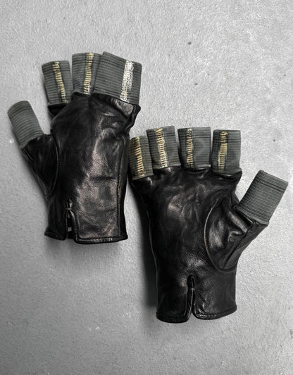 Carol Christian Poell 'AM/2457 ROOMS-PTC/010' Disparate Leather Gloves