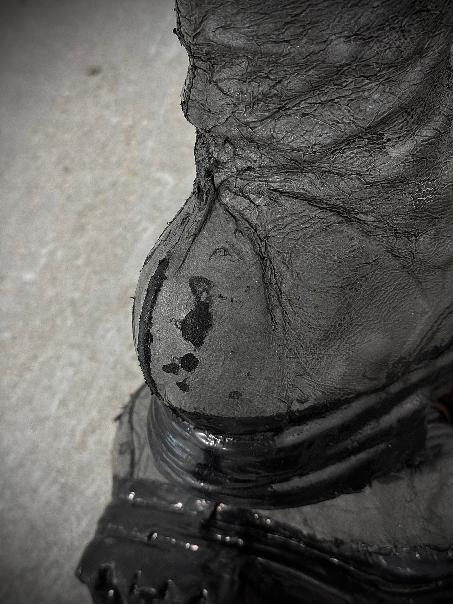 Carol Christian Poell ‘AM/2759P-IN XDERMA-PTC/010’ Reflective Kangaroo Leather Spur-Biter Prosthetic Buckle Drip Boots
