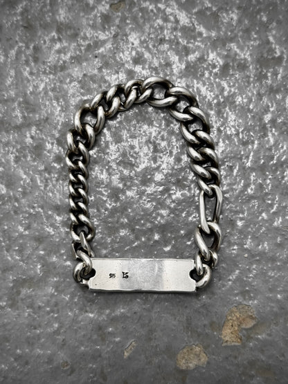 WERKSTATT:MÜNCHEN 'M2591' .925 Silver Hammered Tag Bracelet detail | DRIEW GARMENTS