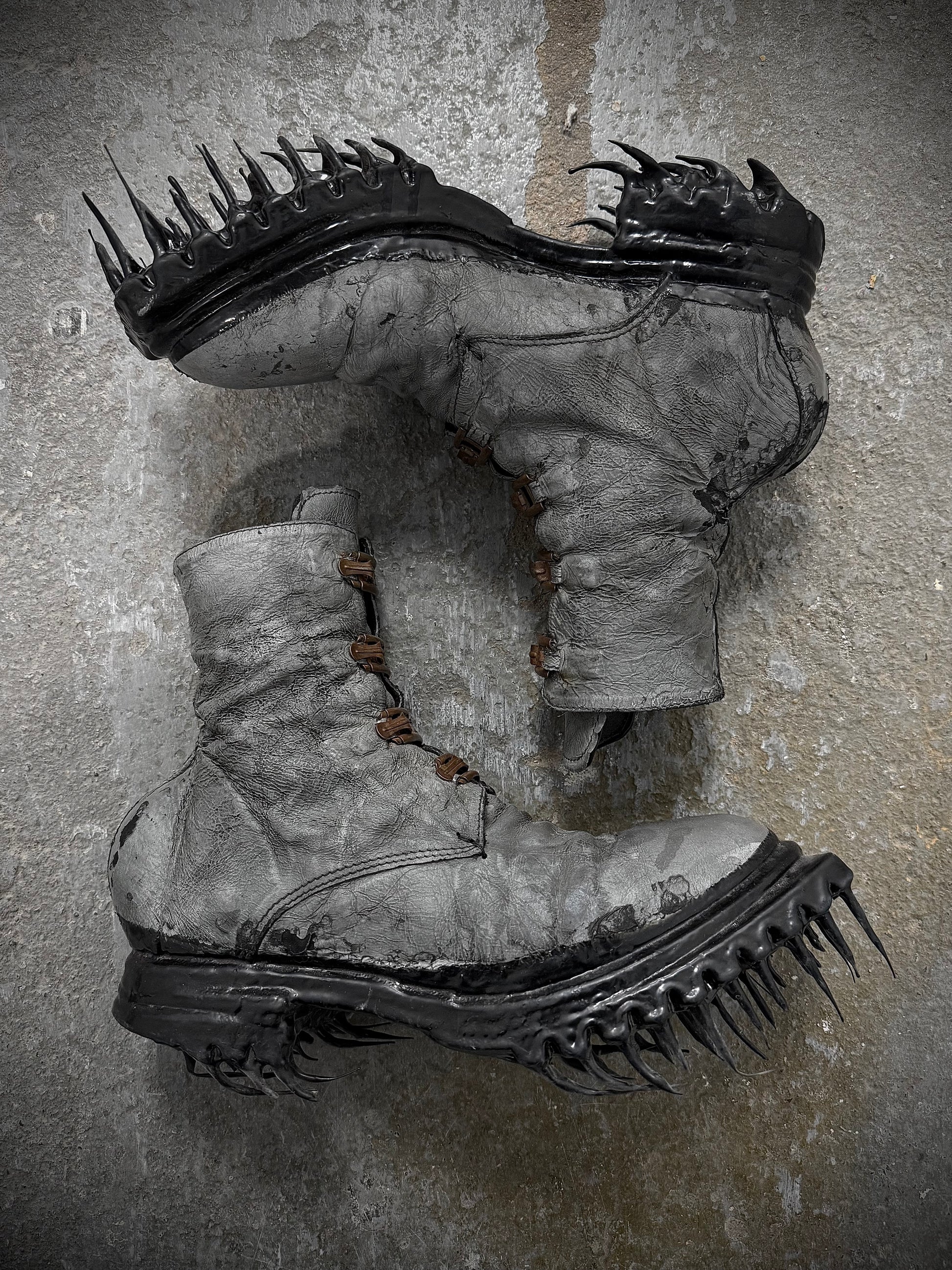 Carol Christian Poell ‘AM/2759P-IN XDERMA-PTC/010’ Reflective Kangaroo Leather Spur-Biter Prostheti | Archive Fashion Toronto