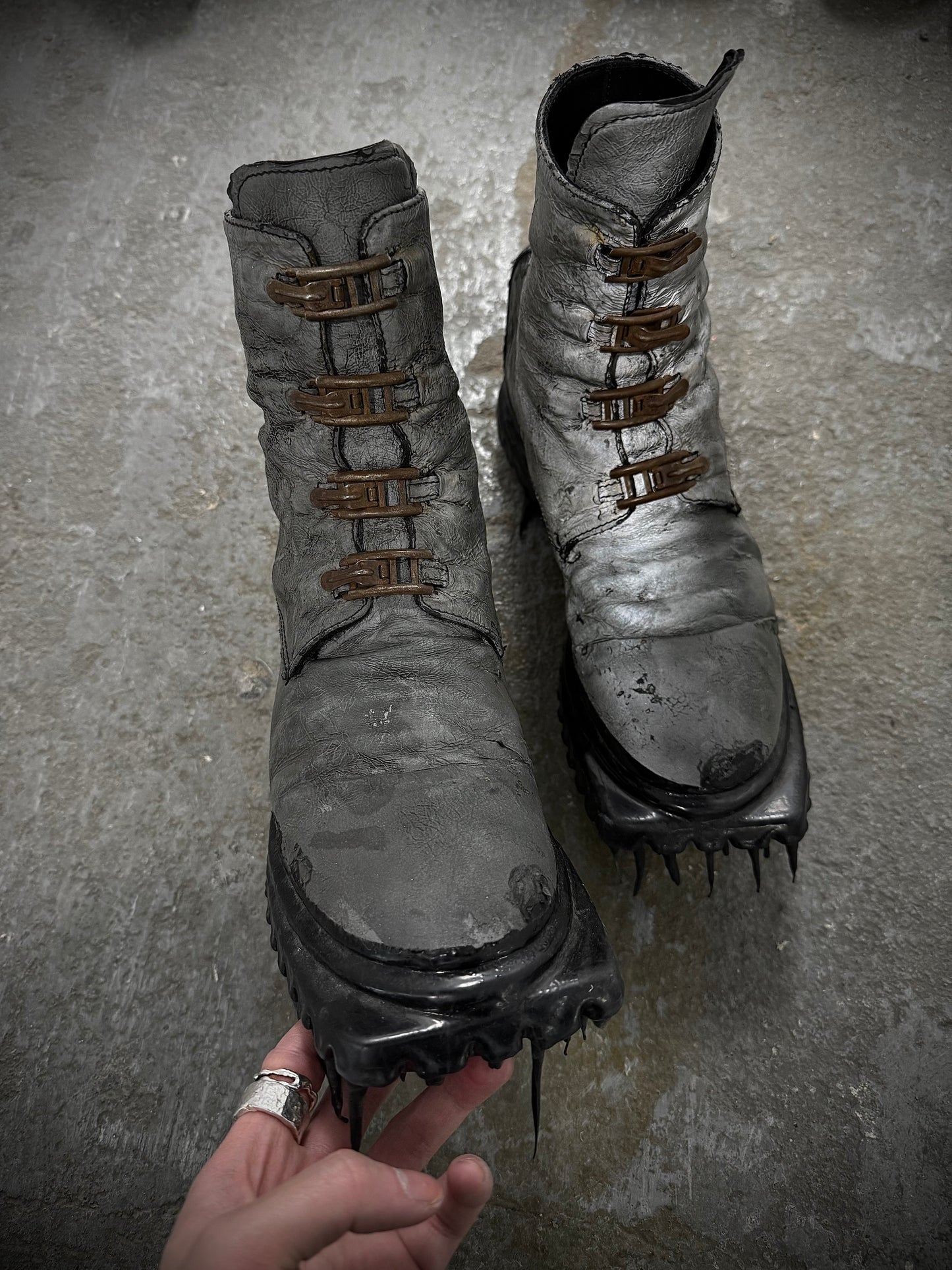 Carol Christian Poell ‘AM/2759P-IN XDERMA-PTC/010’ Reflective Kangaroo Leather Spur-Biter Prosthetic  detail | DRIEW GARMENTS