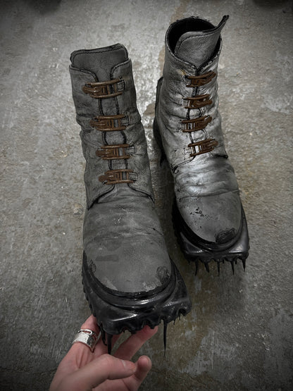 Carol Christian Poell ‘AM/2759P-IN XDERMA-PTC/010’ Reflective Kangaroo Leather Spur-Biter Prosthetic  detail | DRIEW GARMENTS