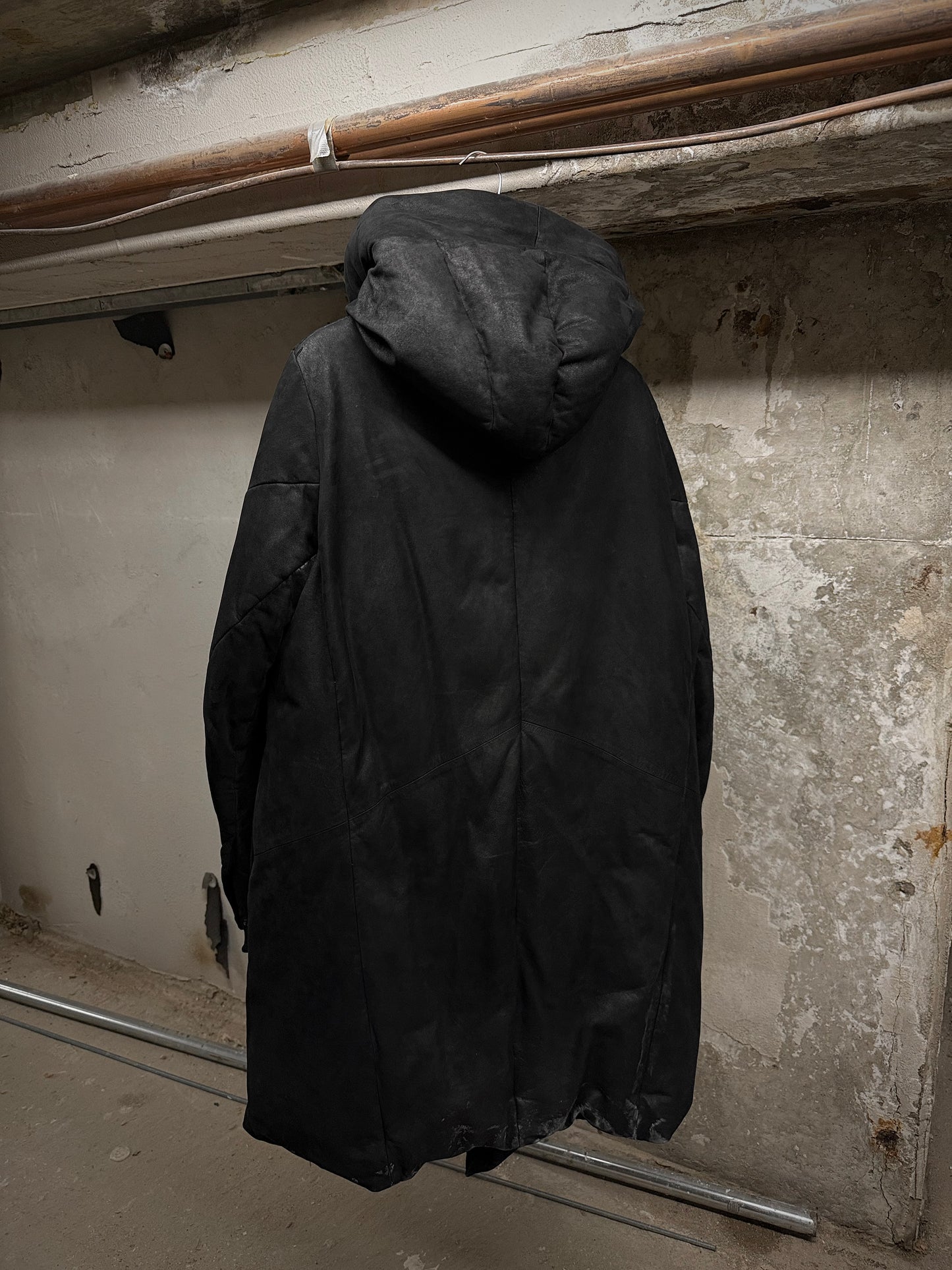 Julius_7 AW15-16 "sphere;" Hooded Lamb Nubuck Leather Down Puffer Jacket