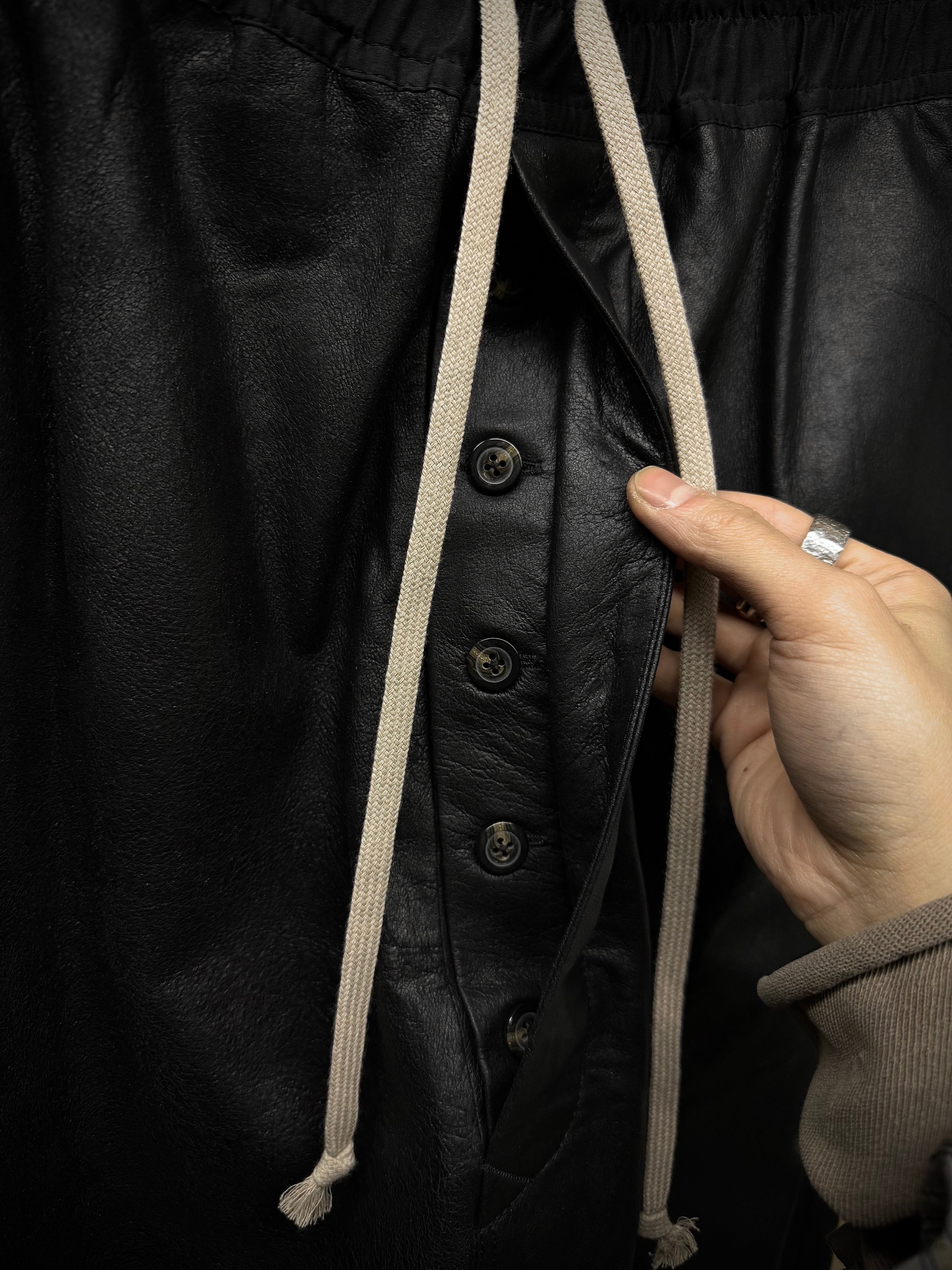 Rick Owens SS18 DIRT Leather Pod Shorts | Toronto – DRIEW
