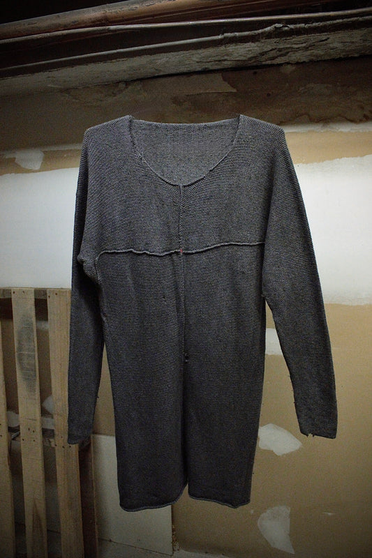 m.a+ by Maurizio Amadei ‘NT212-FY’ Cross Raglan Knit Sweater Long-sleeves