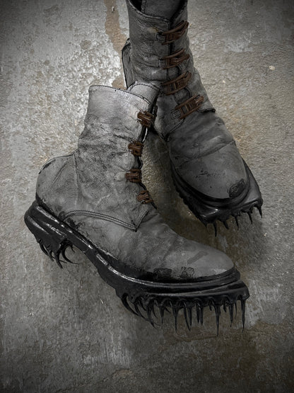 Carol Christian Poell ‘AM/2759P-IN XDERMA-PTC/010’ Reflective Kangaroo Leather Spur-Biter Prosthetic  detail | DRIEW GARMENTS